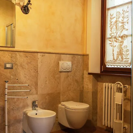 Il Roseto * Lucignano